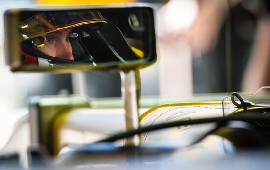 Car racing. Formula 1 Grand Prix of Russia. Free races. First session