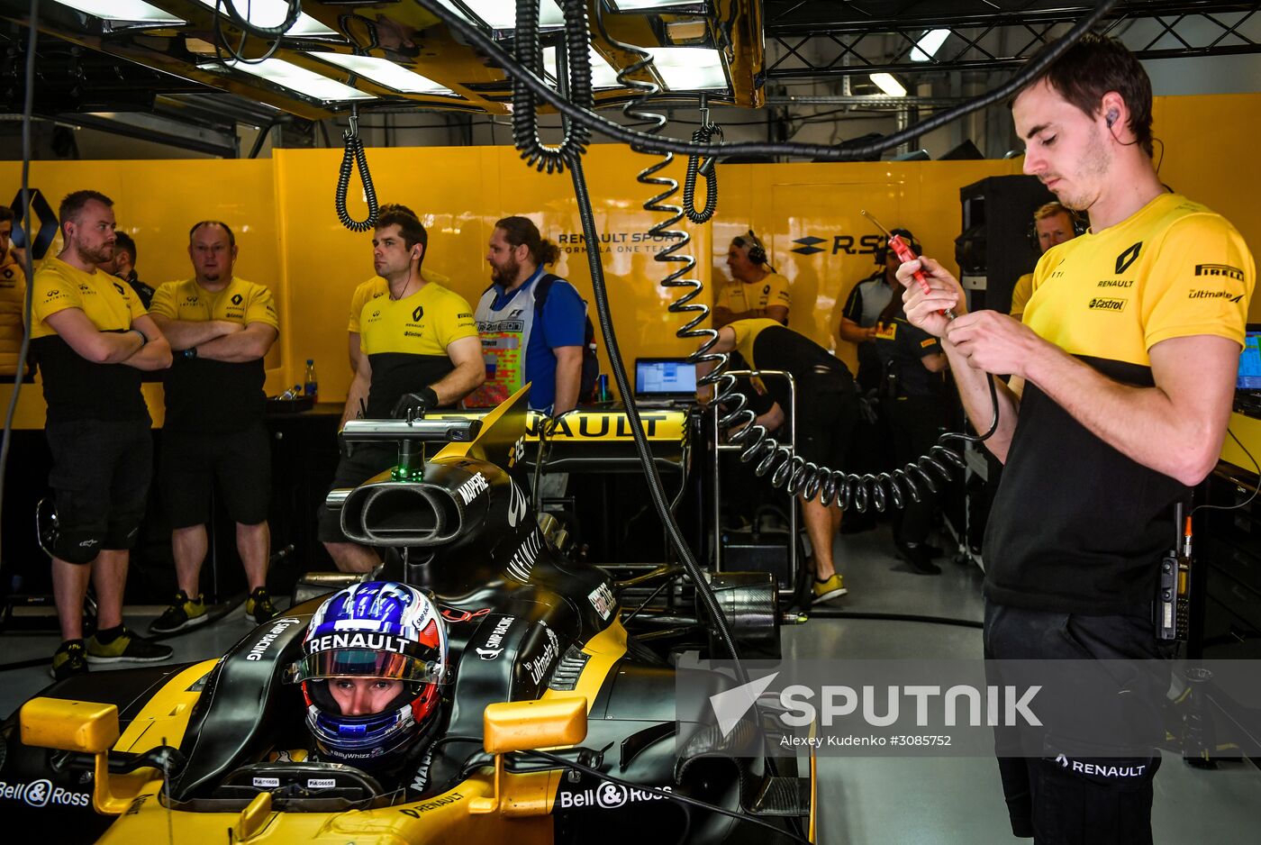 Car racing. Formula 1 Grand Prix of Russia. Free races. First session