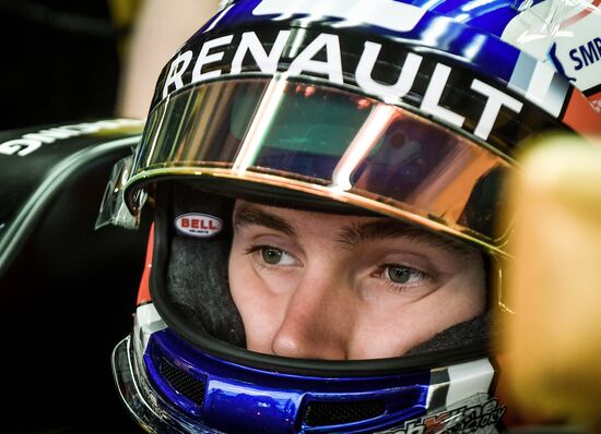 Car racing. Formula 1 Grand Prix of Russia. Free races. First session