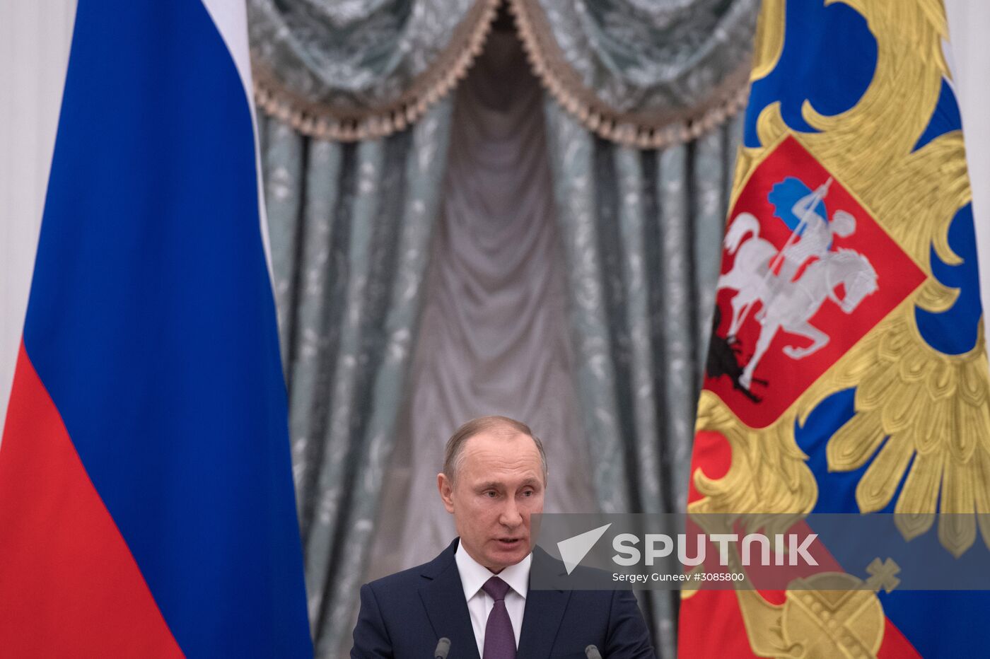 President Putin presents Hero of Labor medals