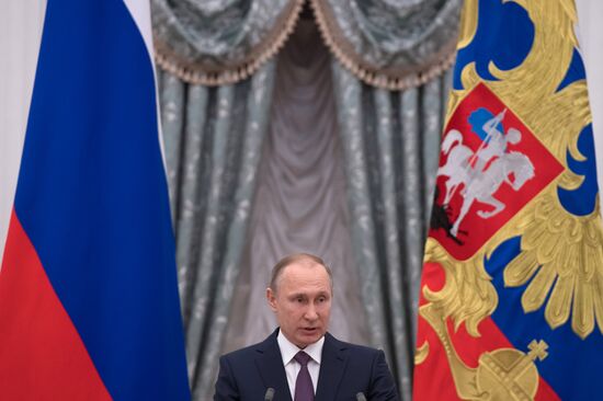 President Putin presents Hero of Labor medals