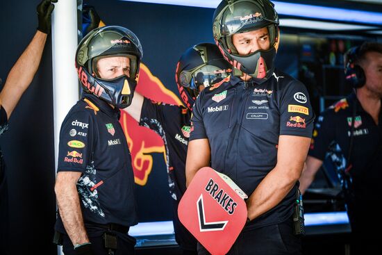 Car racing. Formula 1 Grand Prix of Russia. Free races. First session