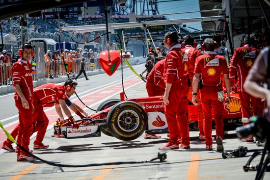 Car racing. Formula 1 Grand Prix of Russia. Free races. First session