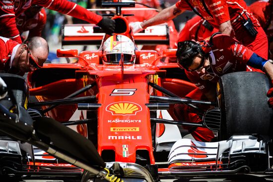 Car racing. Formula 1 Grand Prix of Russia. Free races. First session