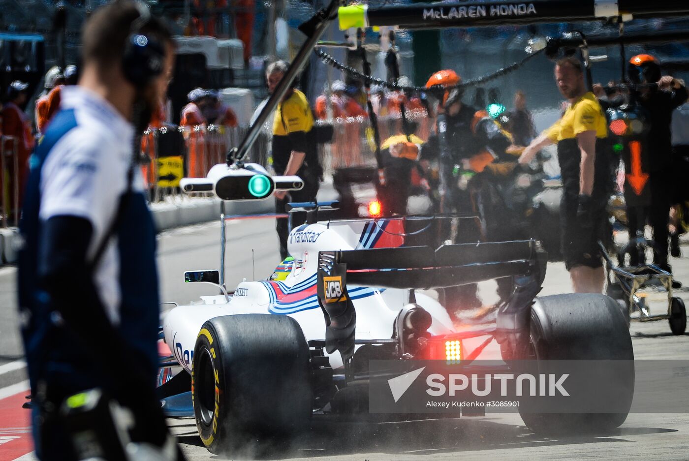Car racing. Formula 1 Grand Prix of Russia. Free races. First session