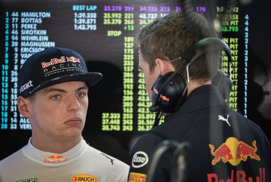 Car racing. Formula 1 Grand Prix of Russia. Free races. First session