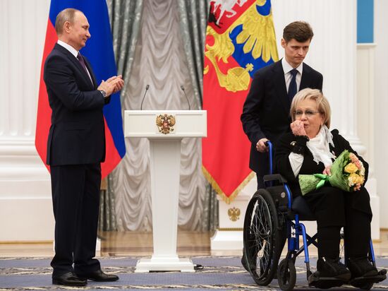 President Putin presents Hero of Labor medals