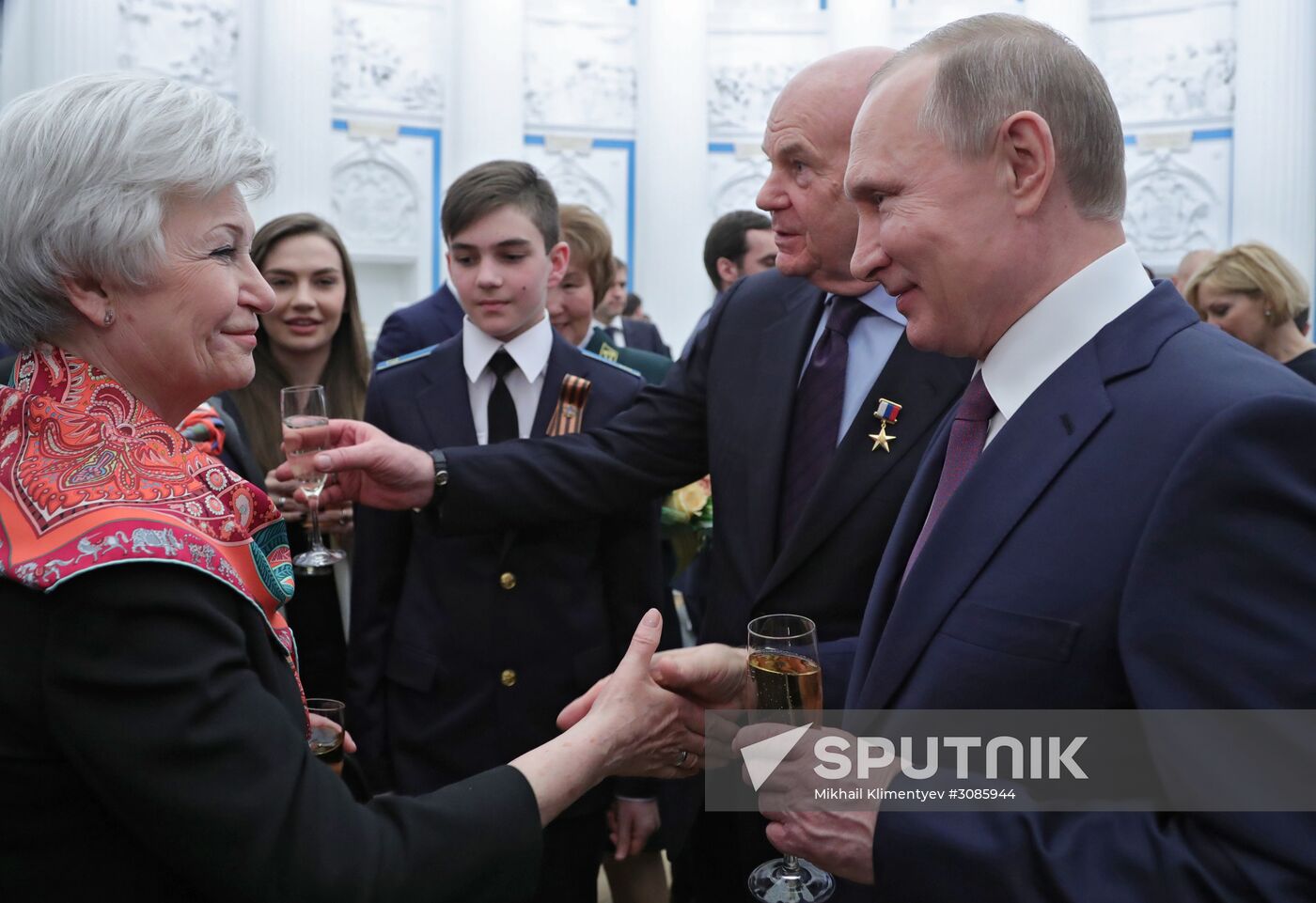 President Putin presents Hero of Labor medals