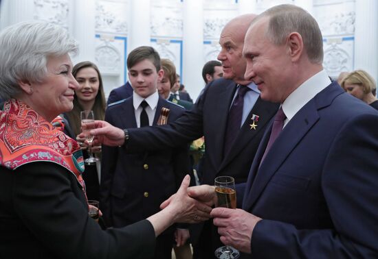 President Putin presents Hero of Labor medals