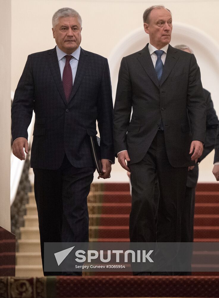 President Putin chairs Security Council meeting