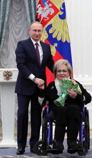 President Putin presents Hero of Labor medals