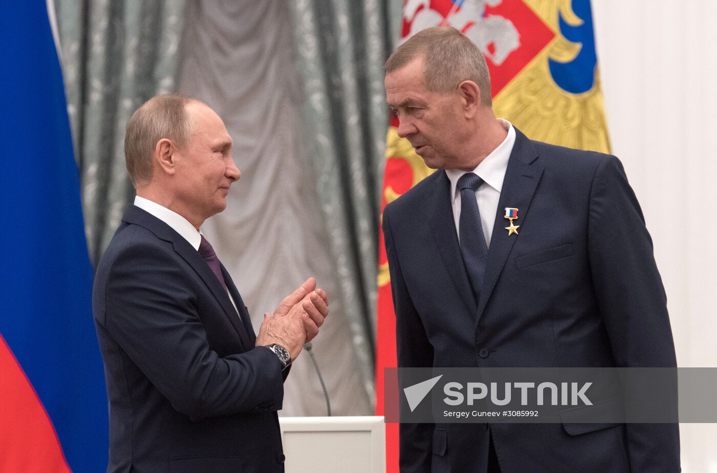 President Putin presents Hero of Labor medals