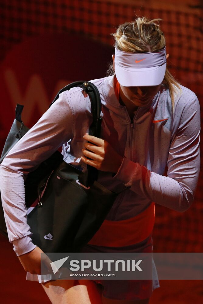 WTA Porsche Tennis Grand Prix 2017. Day Five