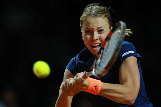 WTA Porsche Tennis Grand Prix 2017. Day Five