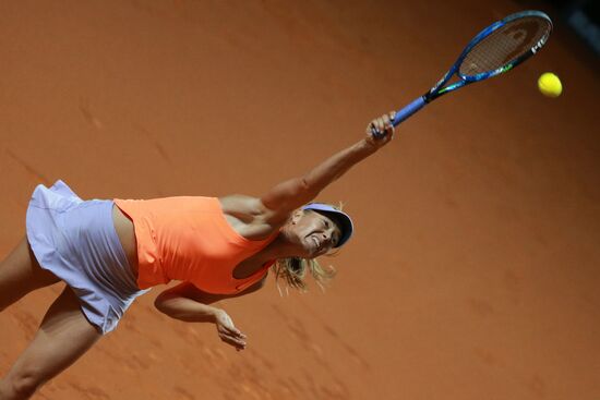 WTA Porsche Tennis Grand Prix 2017. Day Five