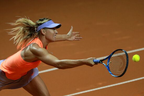 WTA Porsche Tennis Grand Prix 2017. Day Five