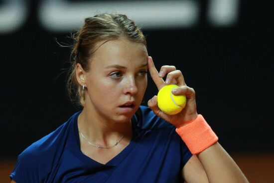 WTA Porsche Tennis Grand Prix 2017. Day Five