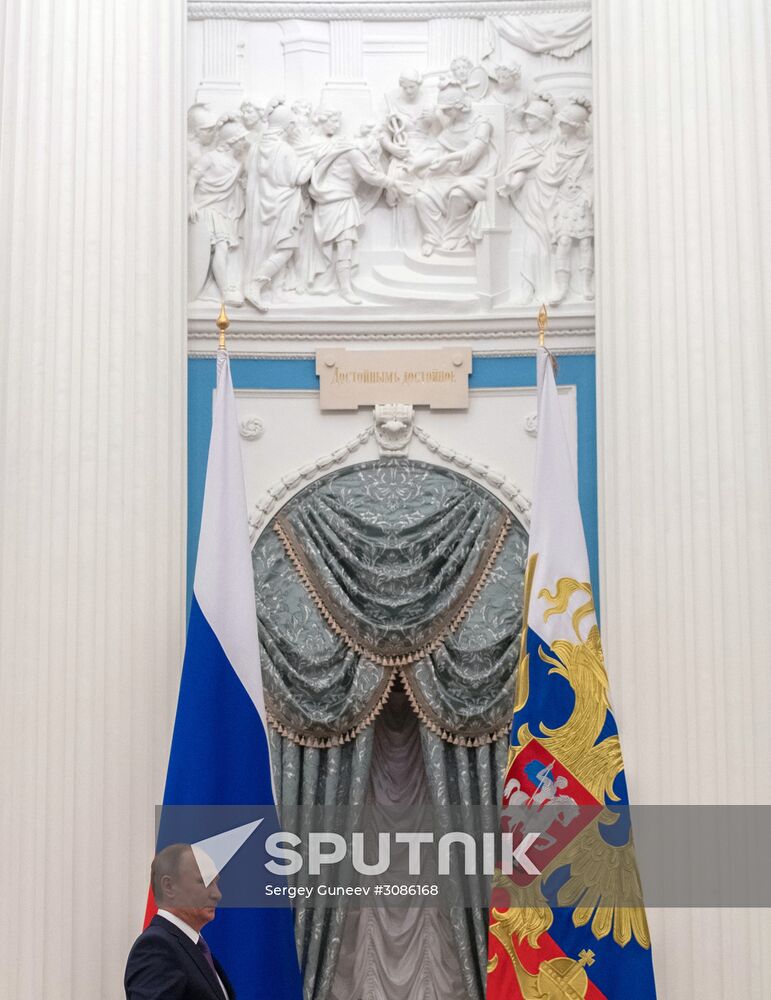 President Putin presents Hero of Labor medals