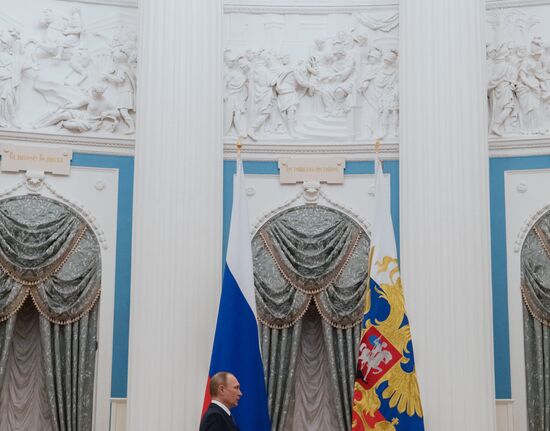 President Putin presents Hero of Labor medals