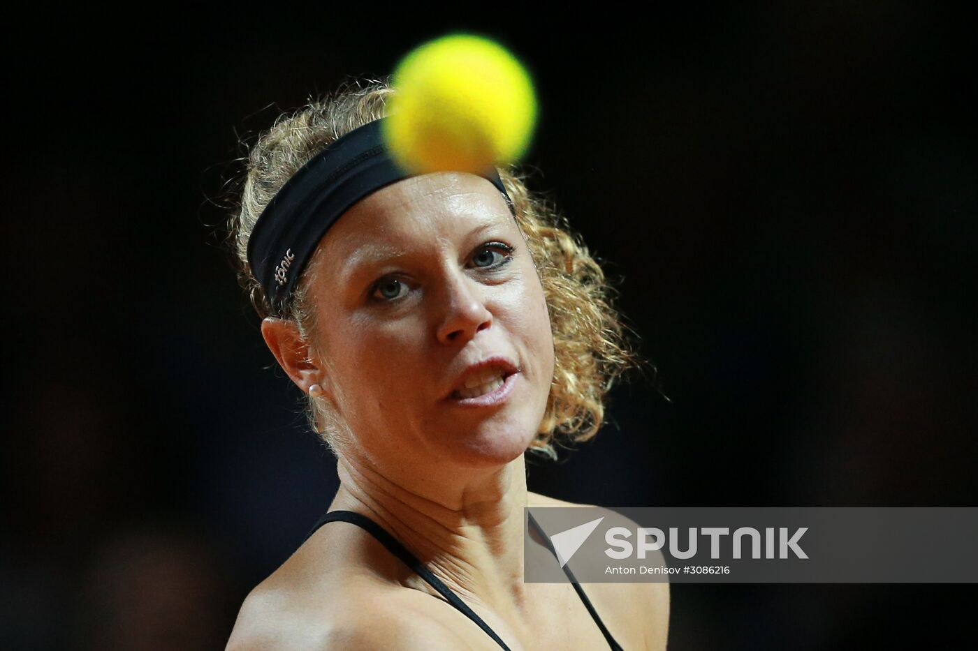 WTA Porsche Tennis Grand Prix 2017. Day Five