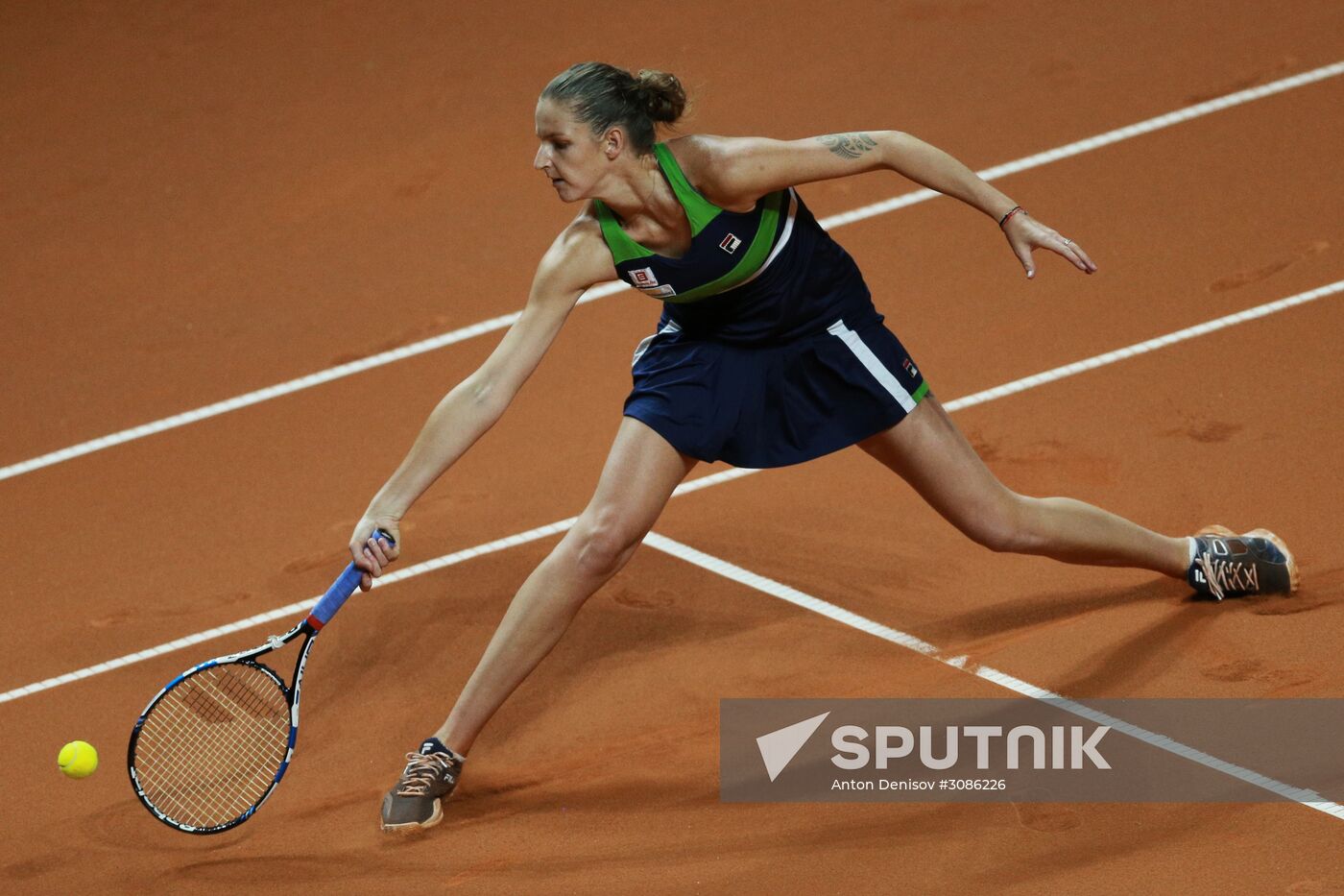 WTA Porsche Tennis Grand Prix 2017. Day Five