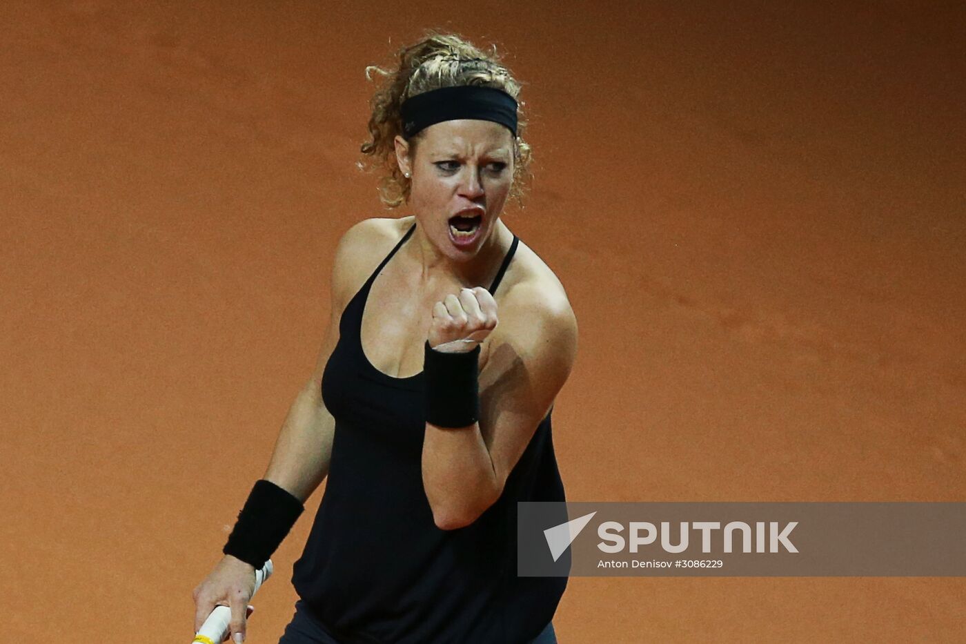 WTA Porsche Tennis Grand Prix 2017. Day Five