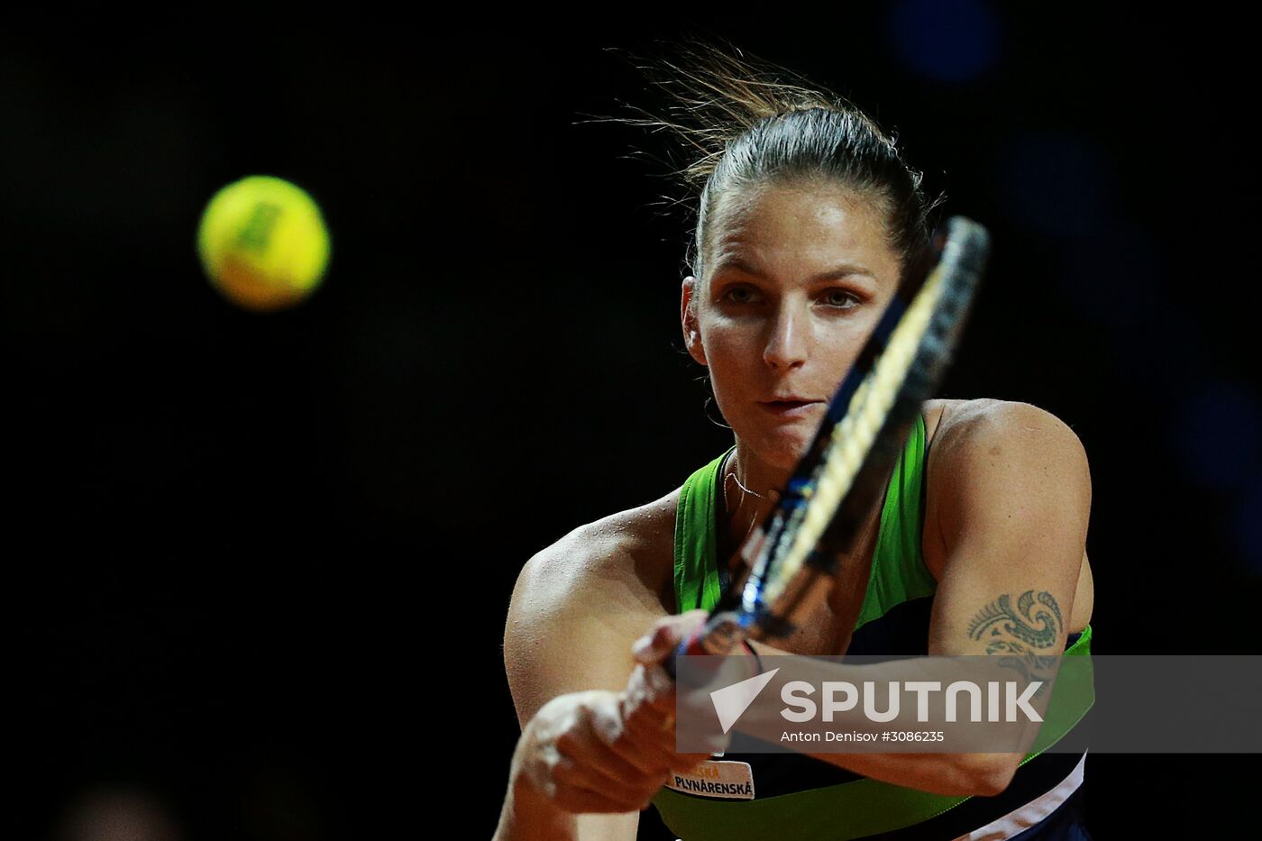 WTA Porsche Tennis Grand Prix 2017. Day Five