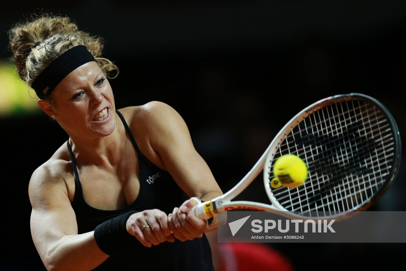 WTA Porsche Tennis Grand Prix 2017. Day Five