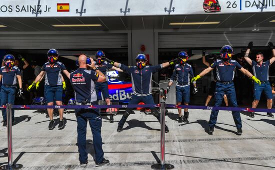 Car racing. Formula 1 Grand Prix of Russia. Free races. Third session