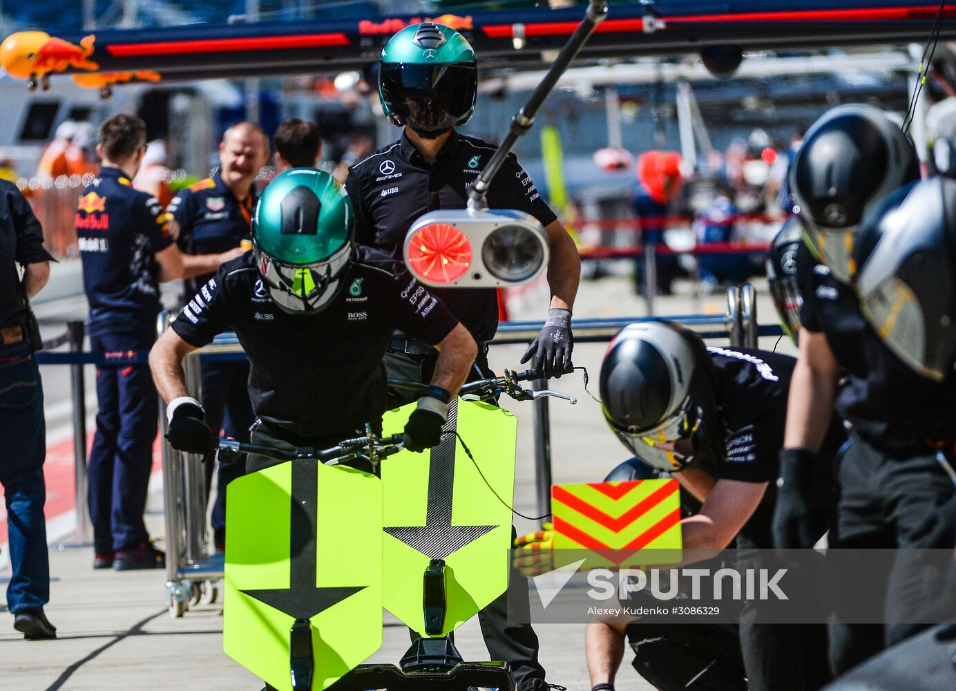 Car racing. Formula 1 Grand Prix of Russia. Free races. Third session