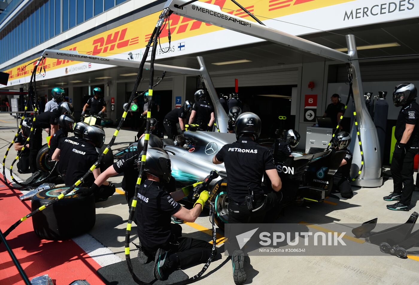 Car racing. Formula 1 Grand Prix of Russia. Free races. Third session