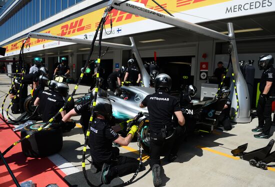 Car racing. Formula 1 Grand Prix of Russia. Free races. Third session