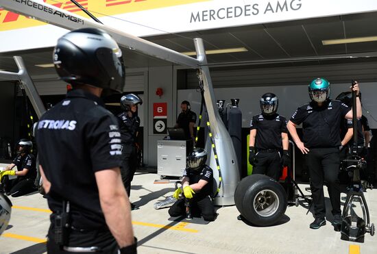 Car racing. Formula 1 Grand Prix of Russia. Free races. Third session