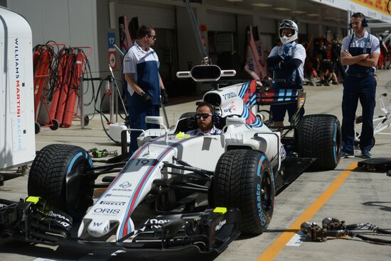 2017 Formula 1 VTB Russian Grand Prix. Pit stop training