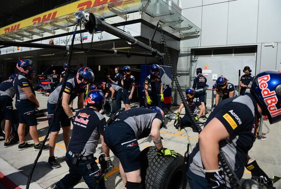 Car racing. Formula 1 Grand Prix of Russia. Free races. Third session