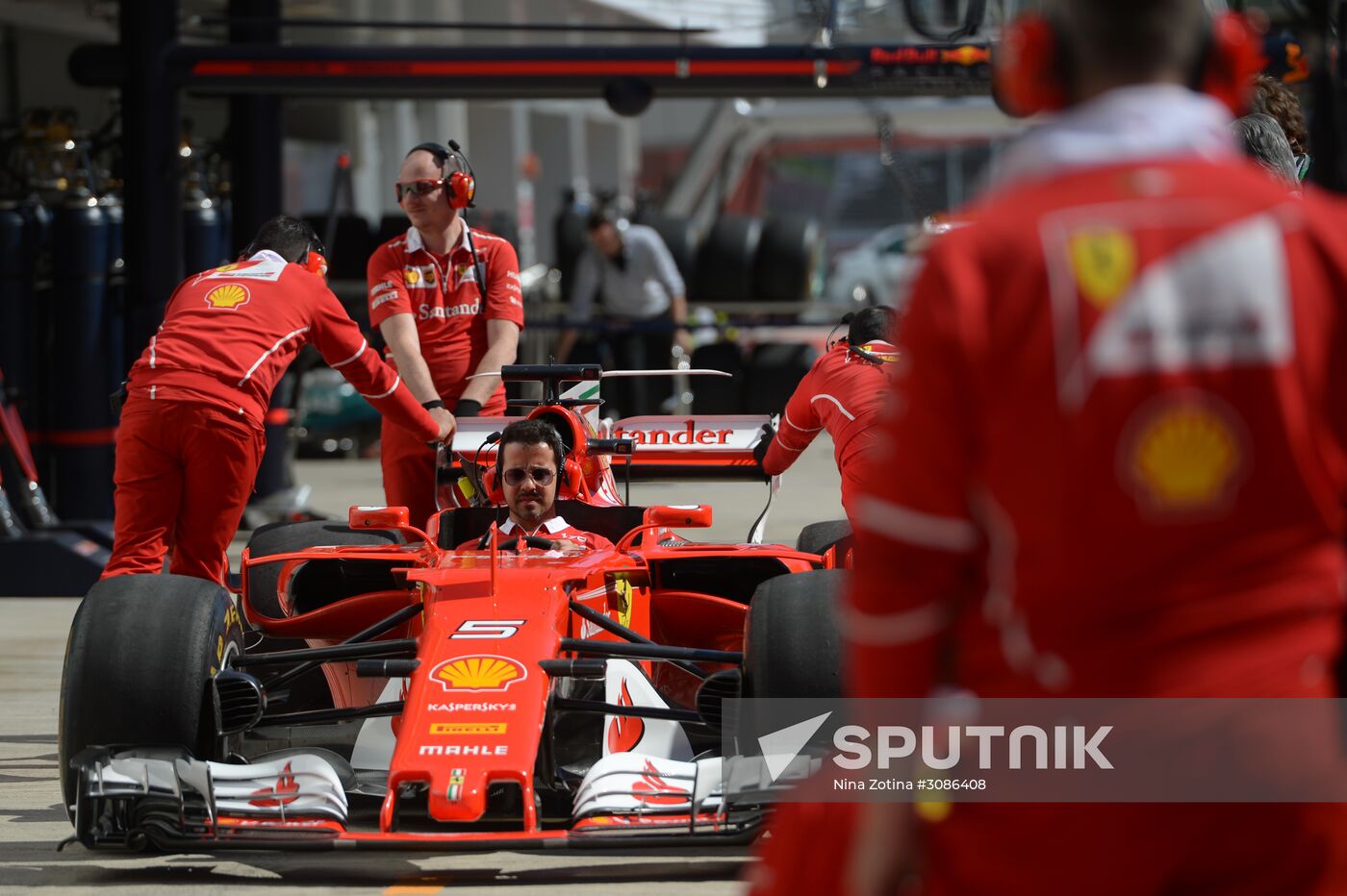 Car racing. Formula 1 Grand Prix of Russia. Free races. Third session
