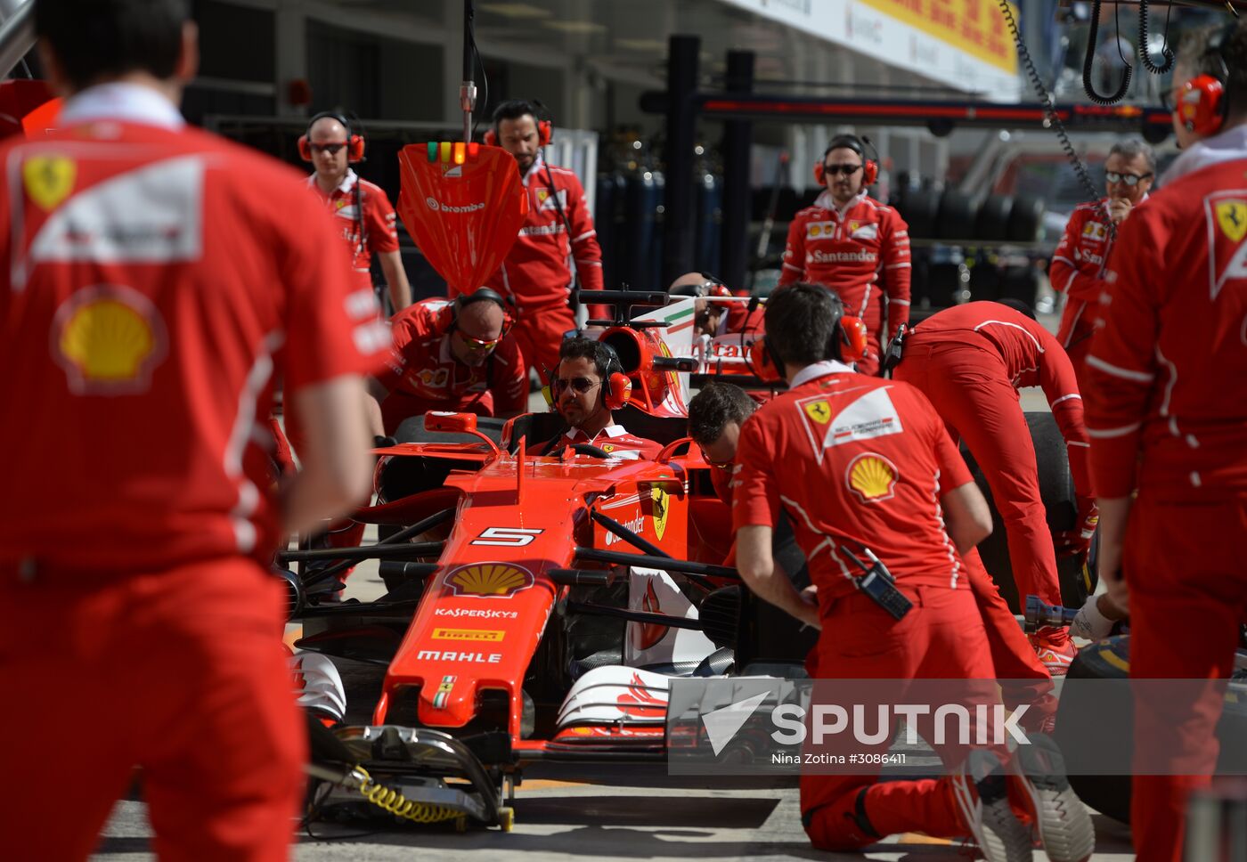 Car racing. Formula 1 Grand Prix of Russia. Free races. Third session