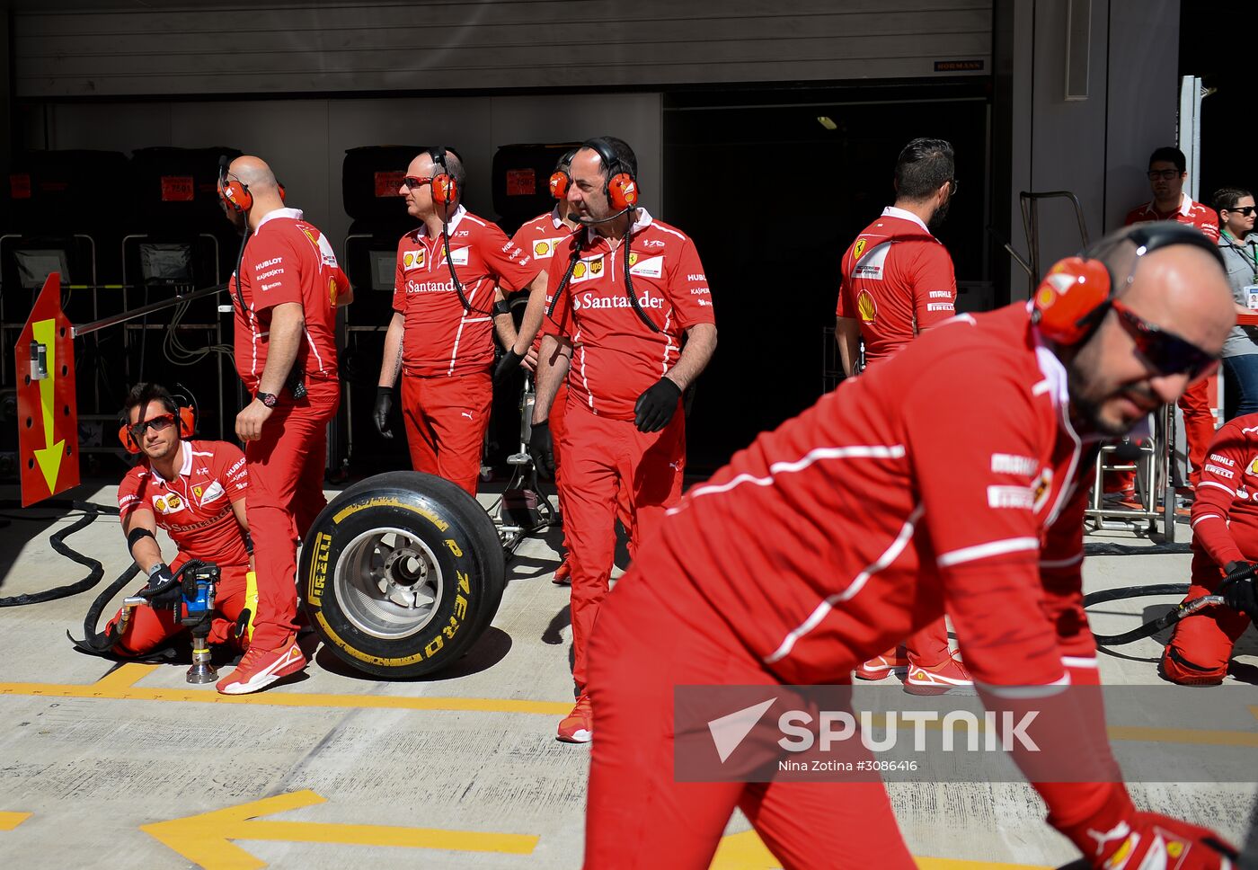 Car racing. Formula 1 Grand Prix of Russia. Free races. Third session