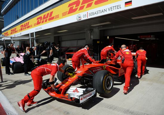 Car racing. Formula 1 Grand Prix of Russia. Free races. Third session