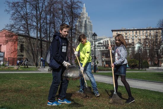 Russian nationwide volunteer clean-up day