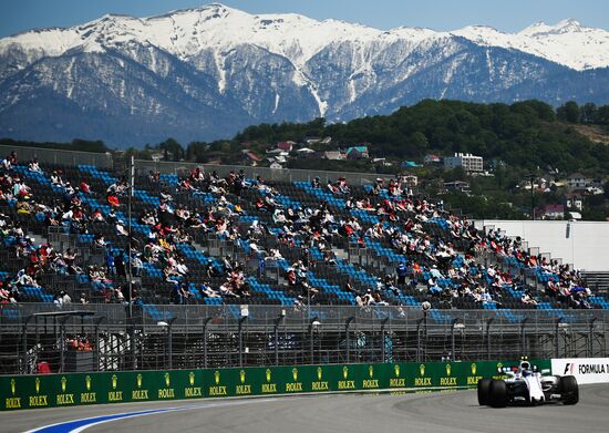 Auto racing. Formula 1 Russian Grand Prix. Free practice. Third session