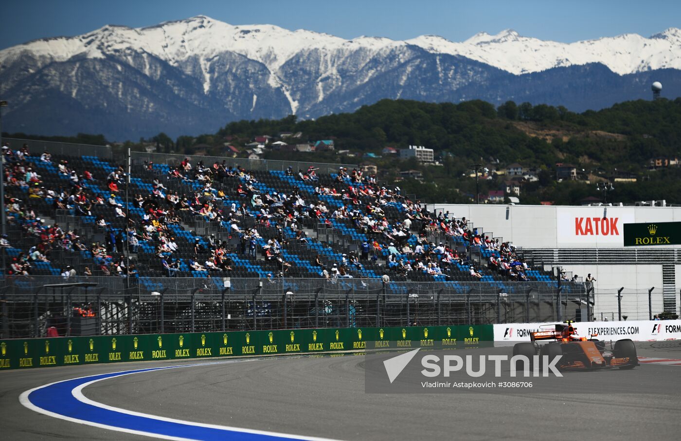 Auto racing. Formula 1 Russian Grand Prix. Free practice. Third session