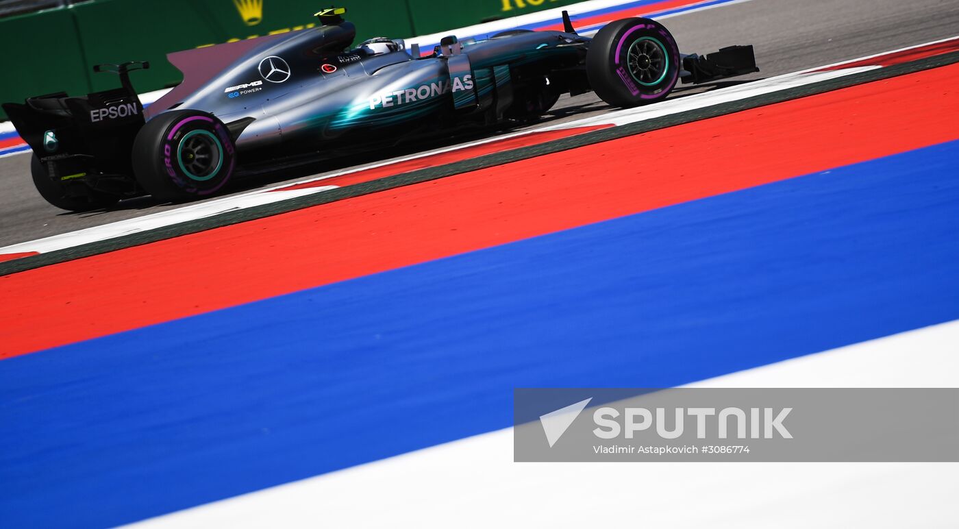 Auto racing. Formula 1 Russian Grand Prix. Free practice. Third session