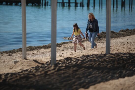 Tourist season opens in Crimea