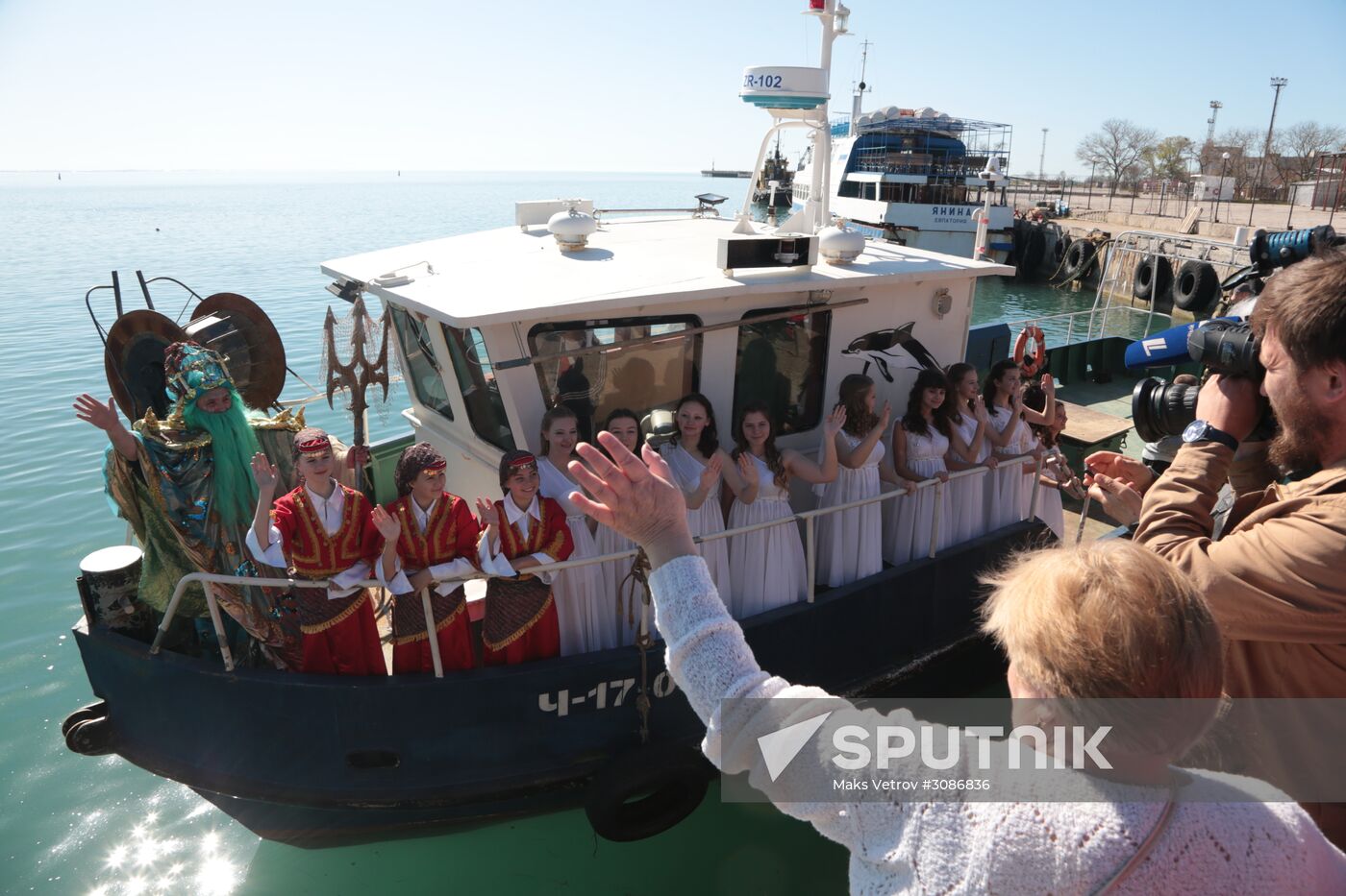 Tourist season opens in Crimea