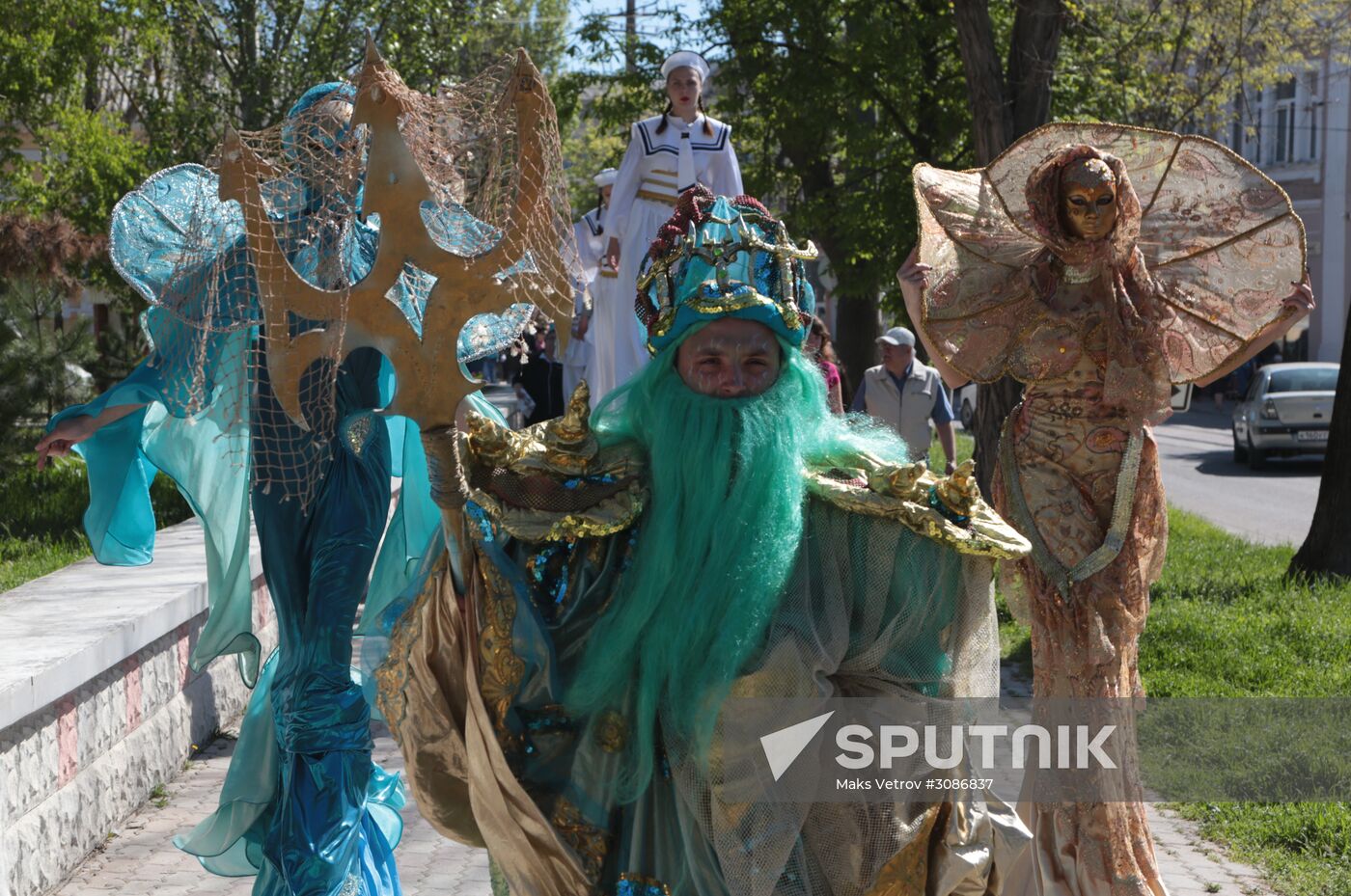 Tourist season opens in Crimea