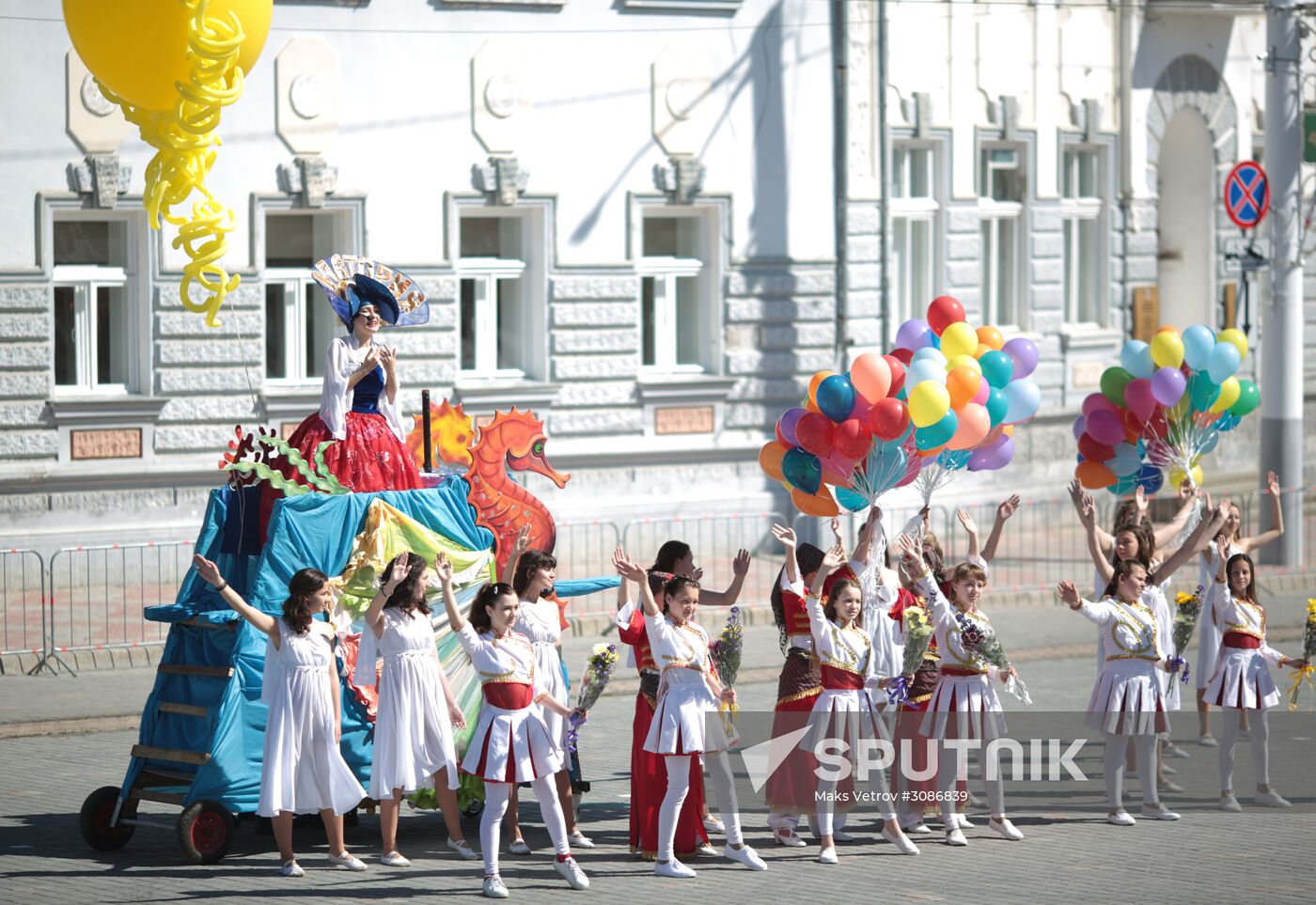 Tourist season opens in Crimea