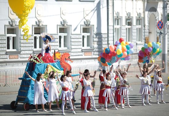 Tourist season opens in Crimea