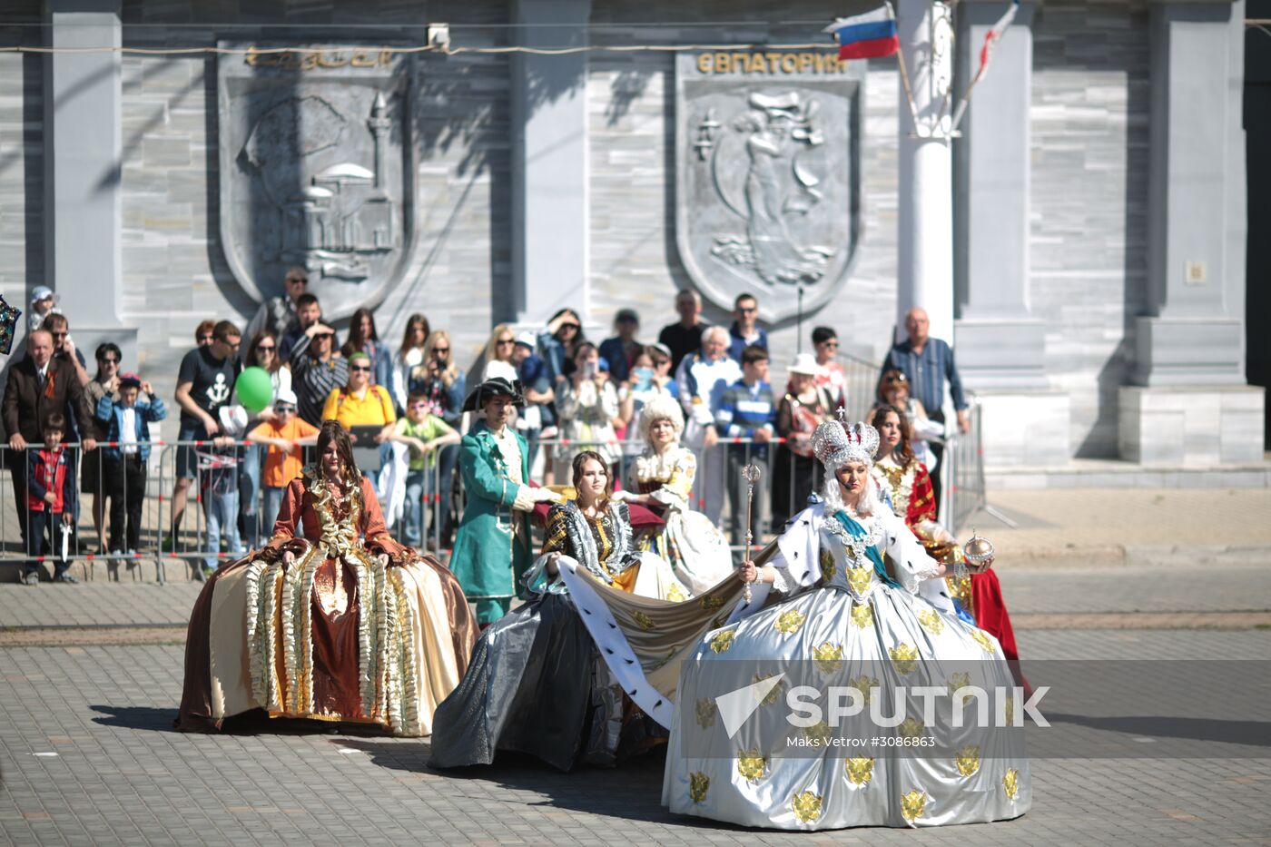 Tourist season opens in Crimea