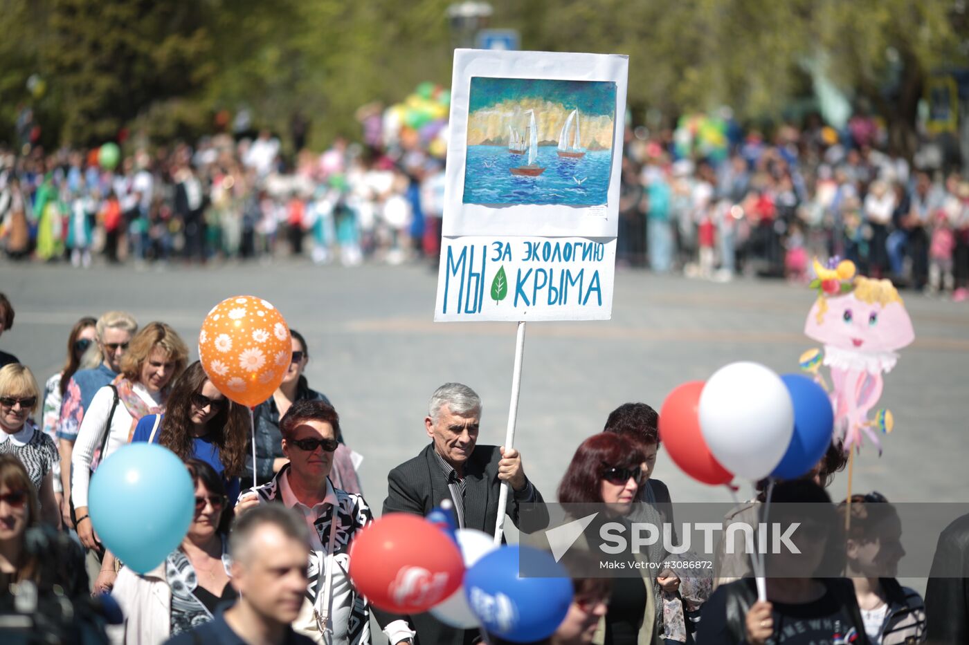 Tourist season opens in Crimea